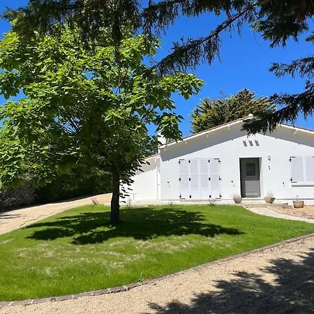 Holiday home A 30 Min De L'ile Aux Mimosa Maison Vendeenne Avec Jardin