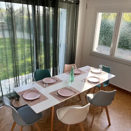 A 30 Min De L'ile Aux Mimosa Maison Vendeenne Avec Jardin Holiday home *